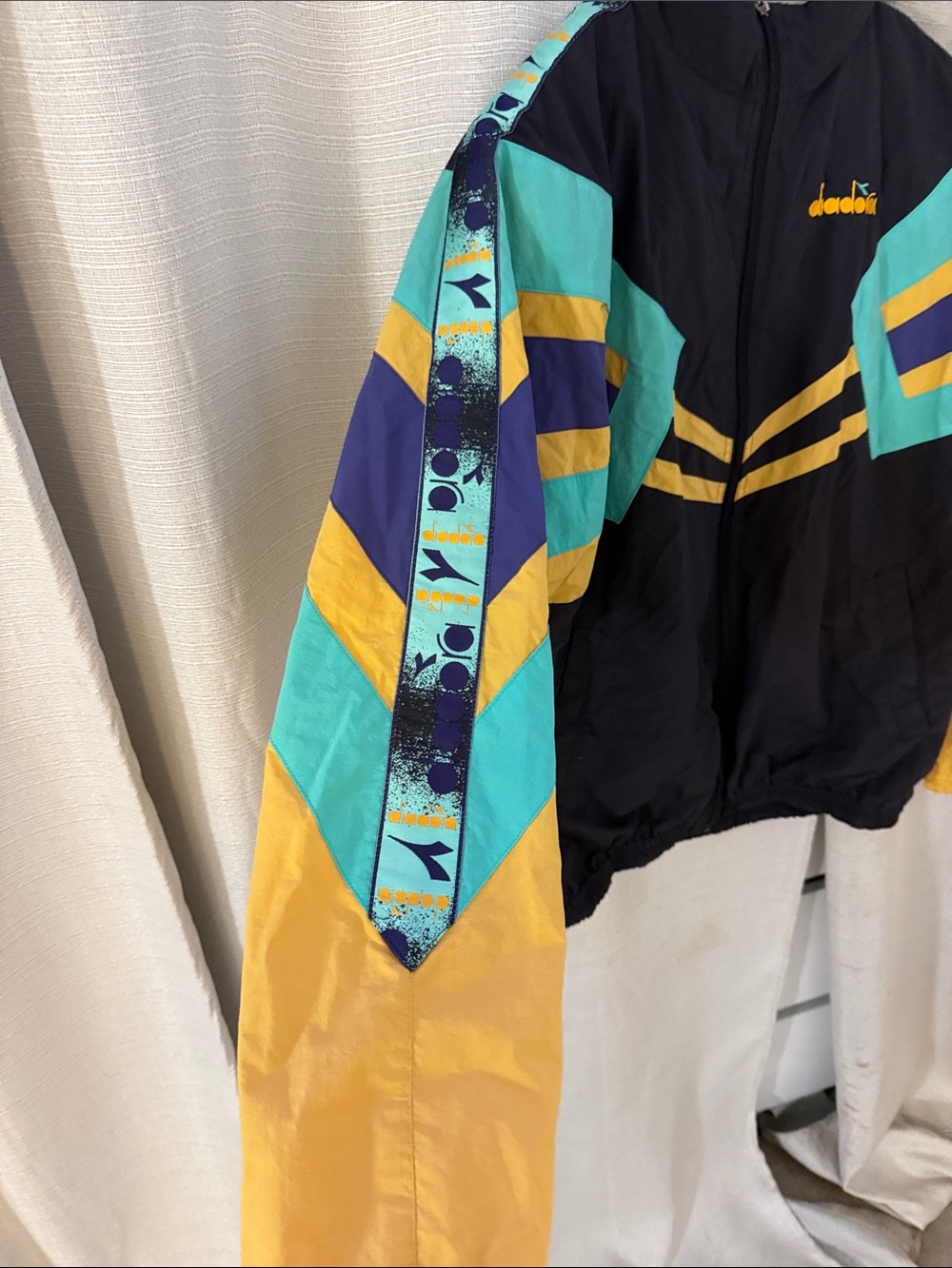 Diadora Black Teal Yellow Purple Colorblock Puffer Jacket - Picture 2 of 7